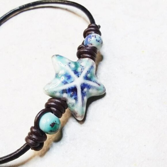 Coastal Cowgirl! Boho Beach Lovers! Ceramic Starfish + Beads + Knotted Leather - Picture 2 of 7